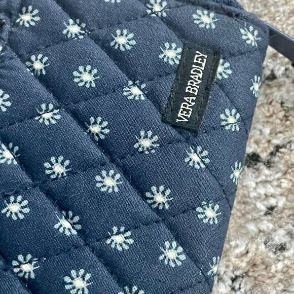 Vera Bradley blue floral Boho wallet long navy blue Excellet condition - Picture 13 of 13